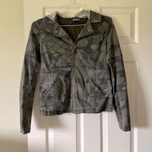 Express camo jacket
